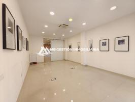 Local comercial en alquiler en Fuenlabrada, Parque Europa photo 0