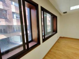 Oficina en alquiler en Barcelona photo 0