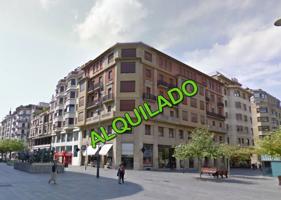 Piso en alquiler en Pamplona, Ensanche photo 0