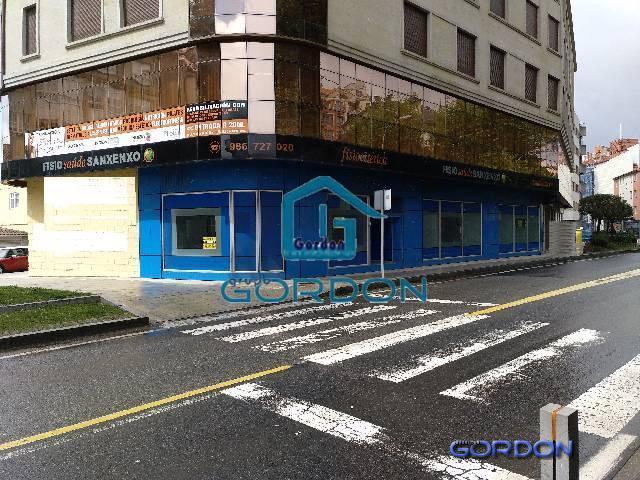 Local comercial en alquiler en Sanxenxo, Playa de Silgar photo 0