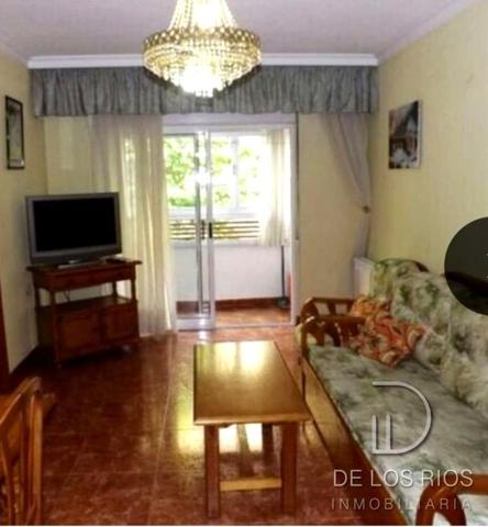 Apartamento en alquiler en Granada, Calle Curro Cúchares, 18014 photo 0