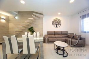 Chalet en alquiler en Granada, Camino de la Barrera, 18182 photo 0