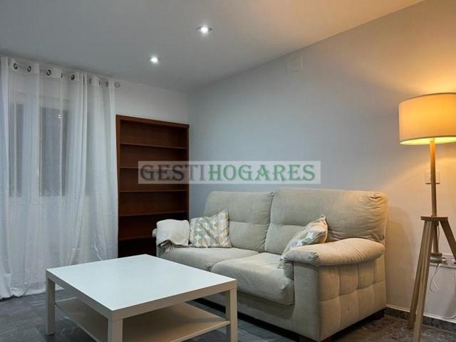 Piso en alquiler en Cádiz photo 0