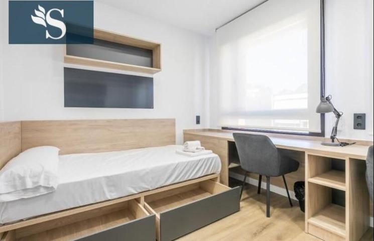 Apartamento en alquiler en Madrid, Valverde photo 0