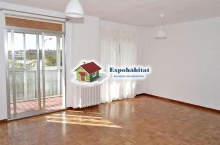 Piso en alquiler en Madrid, Canillas photo 0