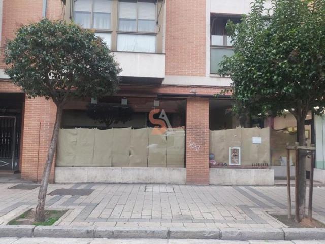 Local comercial en alquiler en Valladolid, Centro photo 0