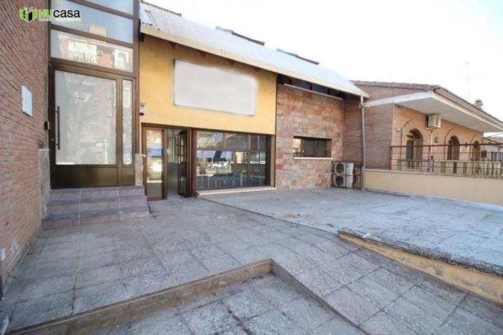Local comercial en alquiler en Toledo, Santa teresa photo 0