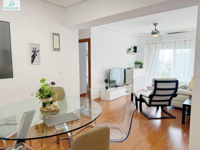 Apartamento en alquiler en El Campello, Campello Playa photo 0