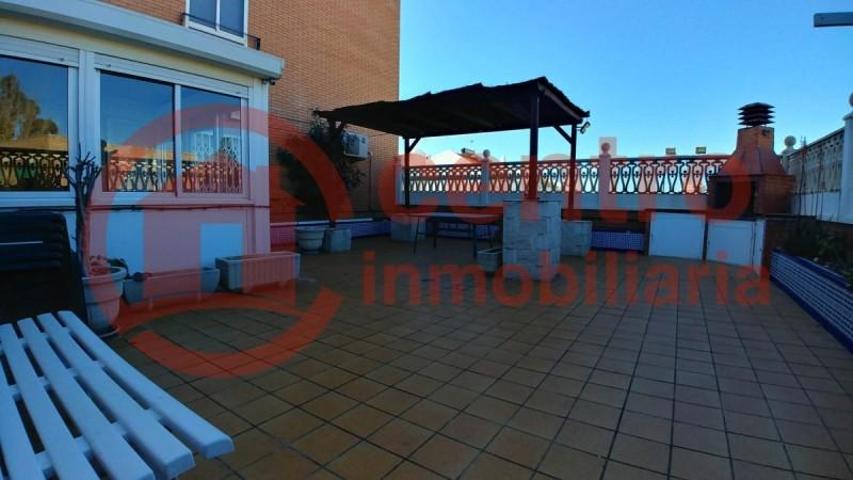 Piso en alquiler en Almería, Torrecardenas photo 0