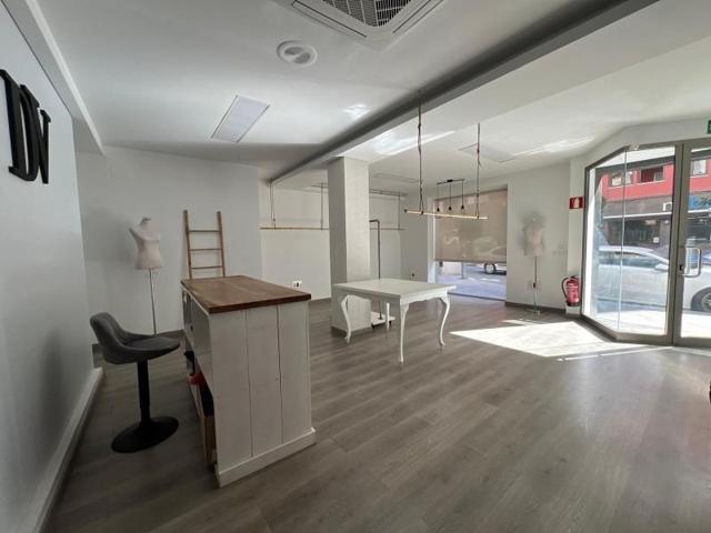 Local comercial en alquiler en Elche, Centro photo 0