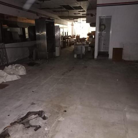 Local comercial en alquiler en Santiago de Compostela, Ensanche photo 0