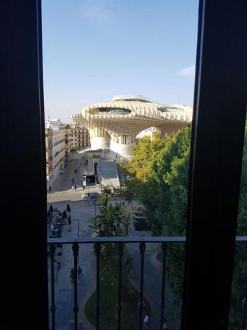 Piso en alquiler en Sevilla, Centro - Plza. Encarnacion - Santa Catalina photo 0