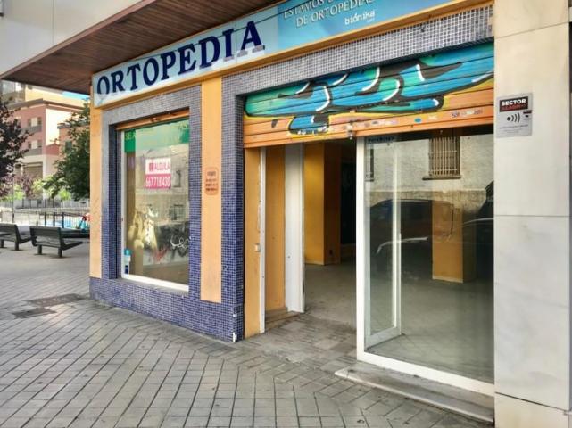 Local comercial en alquiler en Granada, Plaza de toros photo 0