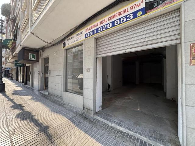 Local comercial en alquiler en Orihuela, Zona Centro photo 0