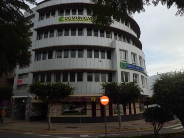 Oficina en alquiler en El Ejido, Centro ejido photo 0