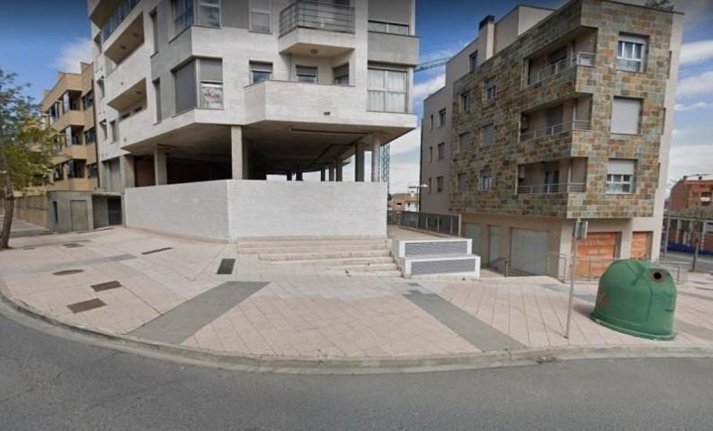 Local comercial en alquiler en Tudela, Elola photo 0