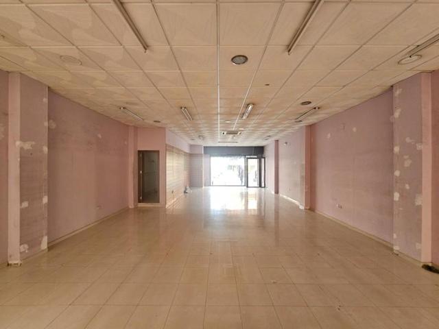 Local comercial en alquiler en Alcalá de Guadaira, Calle Silos, 41500 photo 0