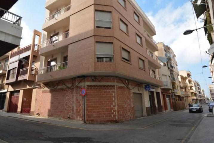 Local comercial en alquiler en Bigastro, CENTRO photo 0