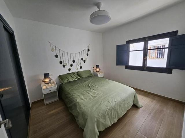 Piso en alquiler en Chipiona, Barrero - Flores photo 0