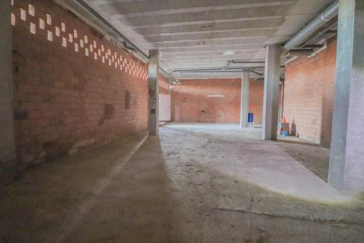 Local comercial en alquiler en Almería, Vega de aca photo 0