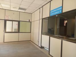 Local comercial en alquiler en Zaragoza, Barrio de San José photo 0