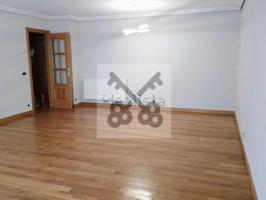 Apartamento en alquiler en Vigo, Praza Independencia photo 0
