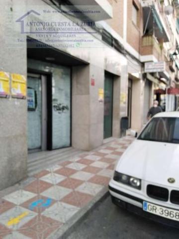 Local comercial en alquiler en Horche, La Zubia photo 0