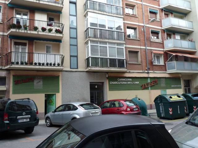 Local comercial en alquiler en Pamplona, Iturrama photo 0
