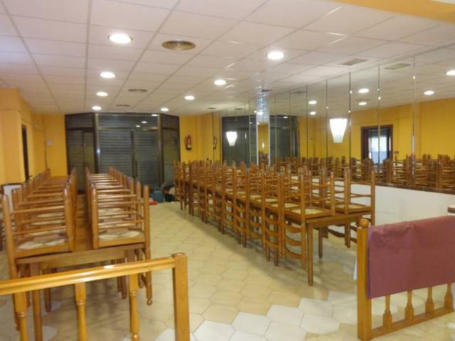 Local comercial en alquiler en Quart de Poblet, Zona Mercadillo Rev. photo 0