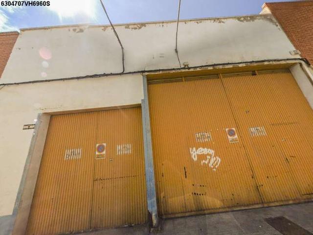 Local comercial en alquiler en Valdepeñas, Centro photo 0