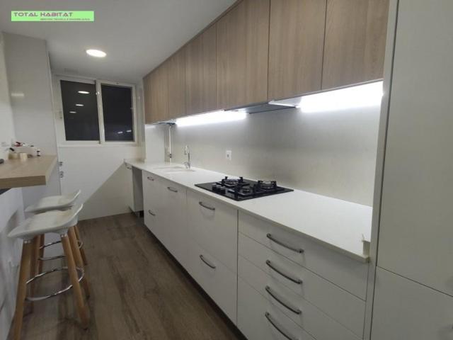 Piso en alquiler en Valencia, Playa de la Malvarrosa - La Malvarrosa photo 0