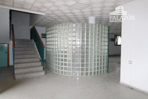 Nave industrial en alquiler en Cox photo 0