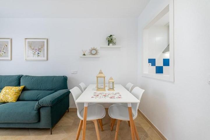 Apartamento en alquiler en Benalmádena, Centro photo 0