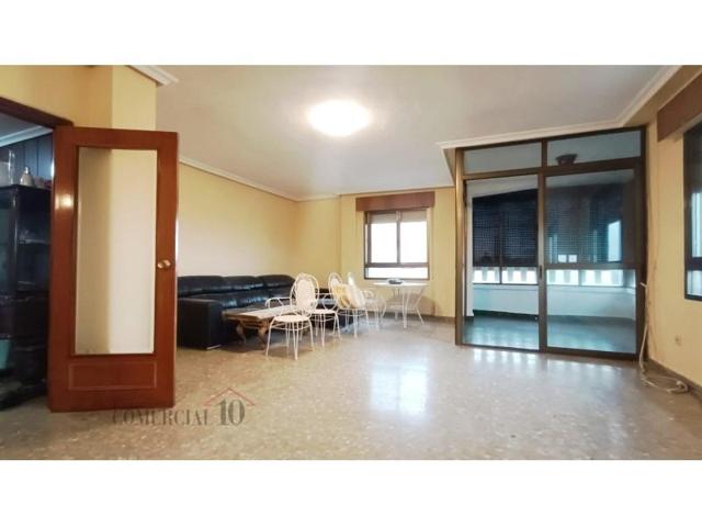 Piso en alquiler en Badajoz photo 0