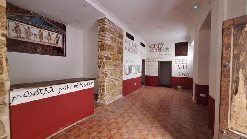 Local comercial en alquiler en Cádiz, Centro photo 0