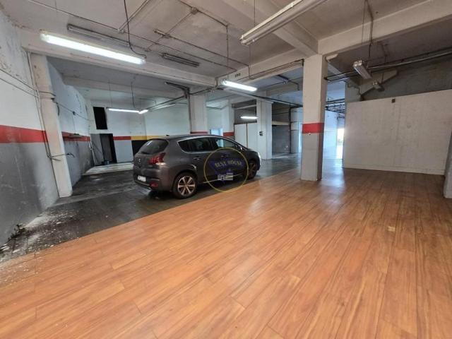 Local comercial en alquiler en Vigo, Fatima photo 0