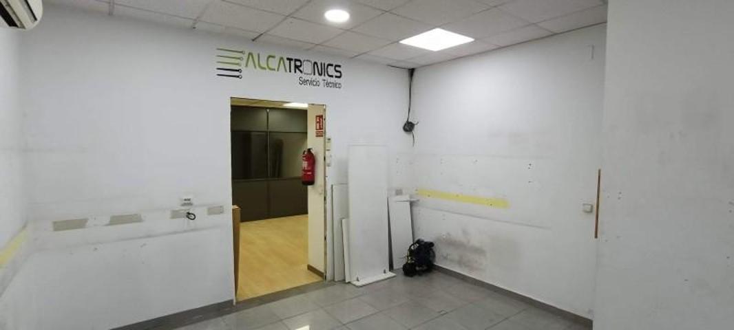 Local comercial en alquiler en Coslada, Coslada central photo 0