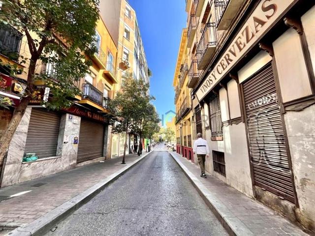 Local comercial en alquiler en Madrid photo 0