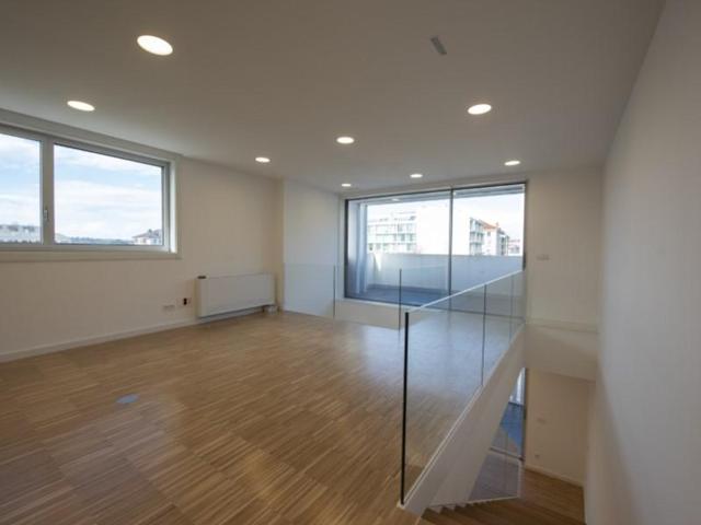 Oficina en alquiler en Santiago de Compostela photo 0