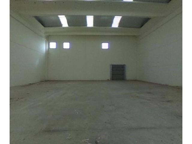 Nave industrial en alquiler en Valls photo 0