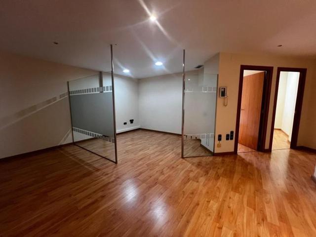 Oficina en alquiler en Vilanova i la Geltrú, Barri de Mar photo 0