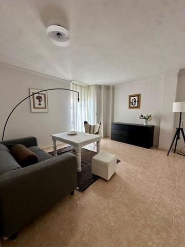 Piso en alquiler en Málaga, San Luis, 29006 photo 0