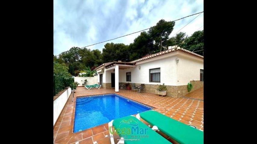 Casa con terreno en alquiler en Almuñécar, El Portichuelo bajo, 18690 photo 0