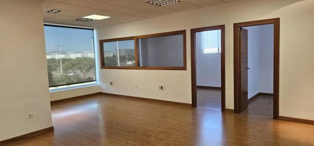 Oficina en alquiler en Elche, Poligono torrellano photo 0