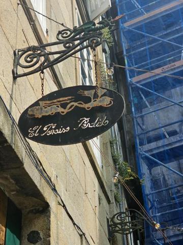 Local comercial en alquiler en Santiago de Compostela, Casco Histórico photo 0