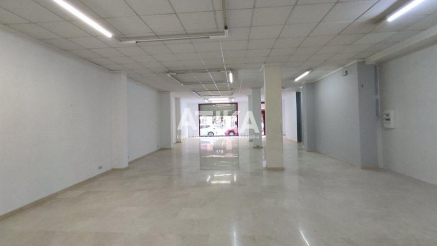 Local comercial en alquiler en Ontinyent, San Jose photo 0