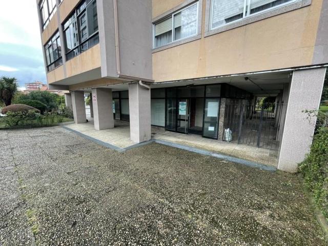 Local comercial en alquiler en Vigo, Sanxenxo, 1, 36209 photo 0