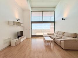 Casa en alquiler en Valencia, Ciutat Jardí - Ciudad Jardín photo 0