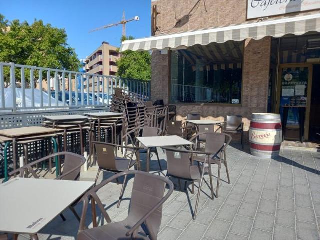 Local comercial en alquiler en Zaragoza, Barrio Jesús photo 0