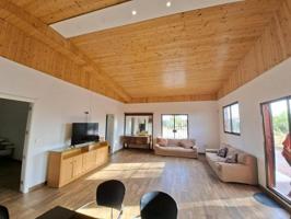 Chalet en alquiler en Monserrat, Monserrat photo 0